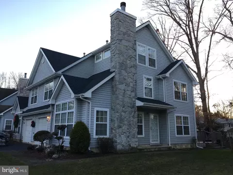 32 Haymarket Ct, East Windsor, NJ 08512