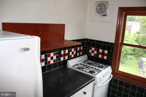 1009 Parkside Ave, Ewing, NJ 08618 photo 2