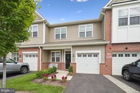 40 Tucker Way, Pennington, NJ 08534