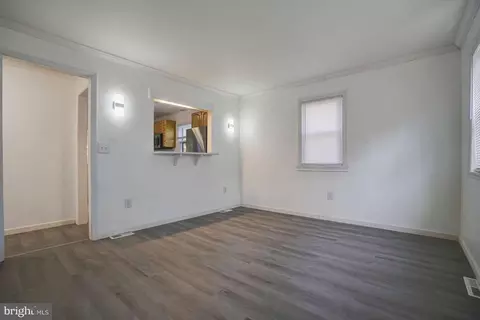 5 Lisbon Ave, Ewing, NJ 08638 photo 8