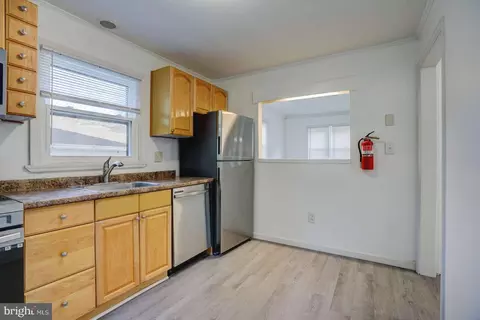 5 Lisbon Ave, Ewing, NJ 08638 photo 12