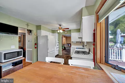 11 Corey Dr, Ewing, NJ 08628 photo 14