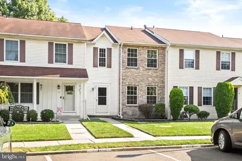 12 Dunmoor Ct N, Hamilton, NJ 08690