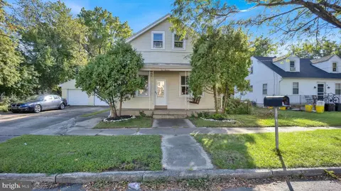 413 Grand Ave, Hamilton, NJ 08610