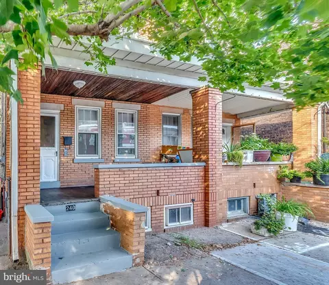 240 Grand St, Trenton, NJ 08611