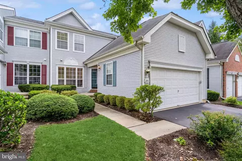 273 Colt St, Pennington, NJ 08534