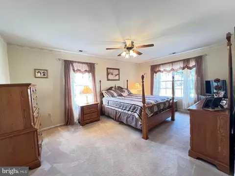 413 Mowat Cir, Hamilton, NJ 08690 photo 7
