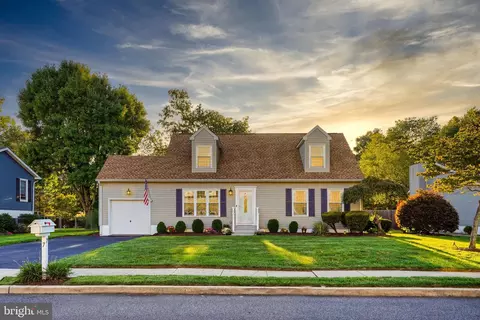 7 Zelley Ave, Hamilton, NJ 08620