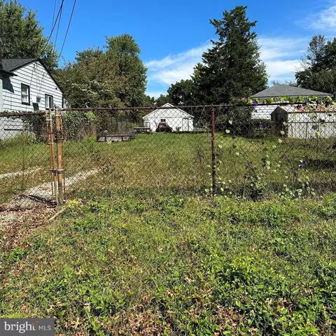 18 Orne Ave, Ewing, NJ 08638