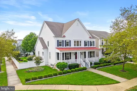 33 Newtown Blvd, Robbinsville, NJ 08691