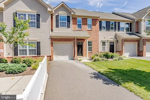 17 Ventana Ct, Hamilton, NJ 08619