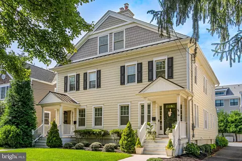 14 Harris Rd, Princeton, NJ 08540