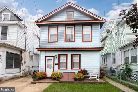 225 S Johnston Ave, Hamilton, NJ 08609
