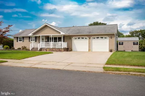 24 Mallory Way, Hamilton, NJ 08610