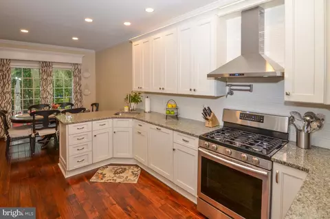159 Applegate Dr, Hamilton, NJ 08690 photo 18