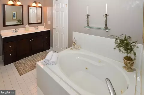 159 Applegate Dr, Hamilton, NJ 08690 photo 29