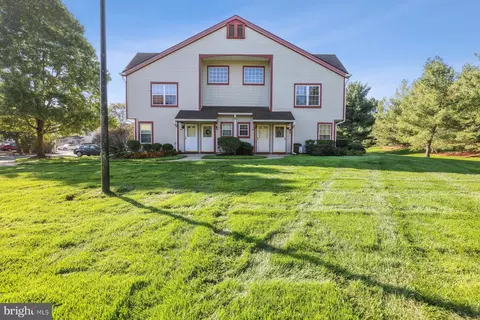 354 Andover Pl, Robbinsville, NJ 08691