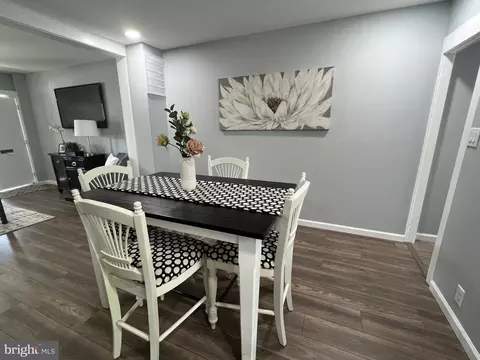 494 Johnston Ave, Hamilton, NJ 08629