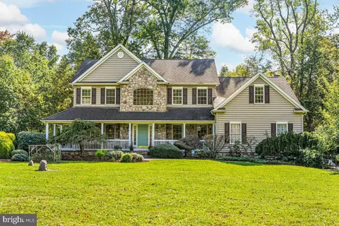 9 Coventry Ln, Hopewell, NJ 08525
