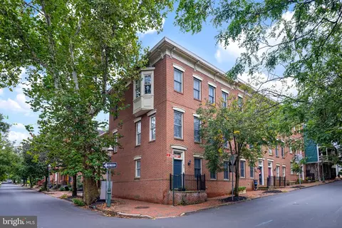 51 Livingston St, Trenton, NJ 08611