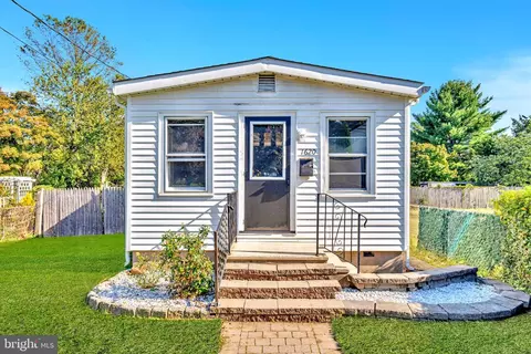 1620 6th St, Ewing, NJ 08638