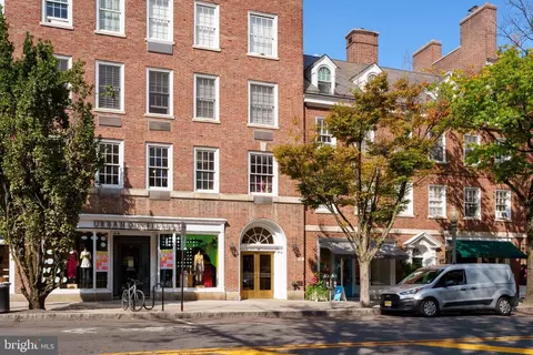 44 Nassau St #D, Princeton, NJ 08542