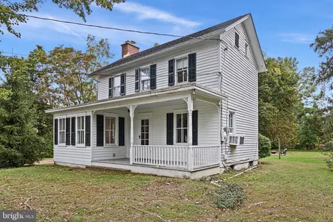 102 Search Ave, Pennington, NJ 08534