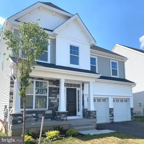 14 Misty Meadow Ln, Hamilton, NJ 08619