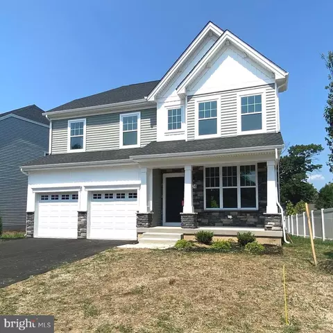 24 Misty Meadow Ln, Hamilton, NJ 08619