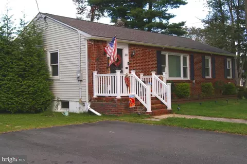 208 Dearborn Ave, Ewing, NJ 08638