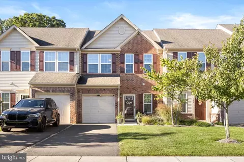 108 Sundance Dr, Hamilton, NJ 08619