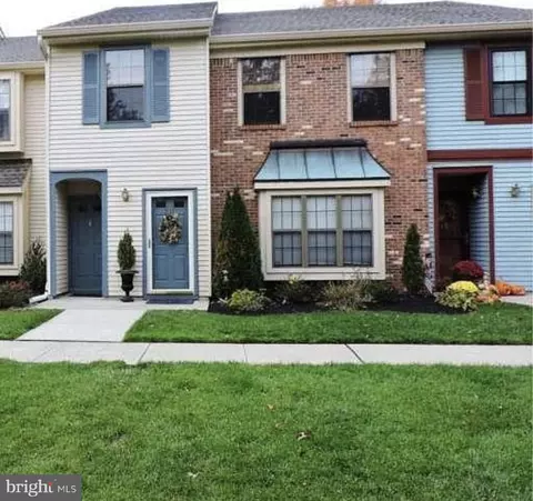 233 Wyndham Pl, Robbinsville, NJ 08691