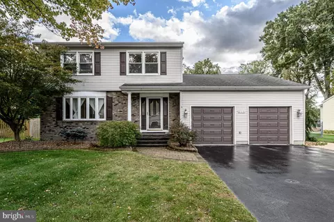 215 Murray Ave, Hamilton, NJ 08620
