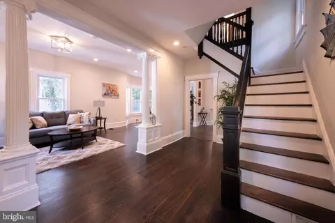 10 Monroe Ave, Lawrenceville, NJ 08648