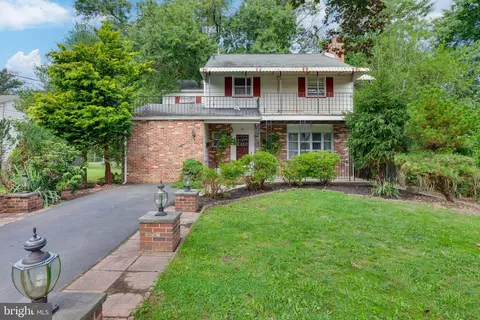 110 Dutch Neck Rd, Hightstown, NJ 08520