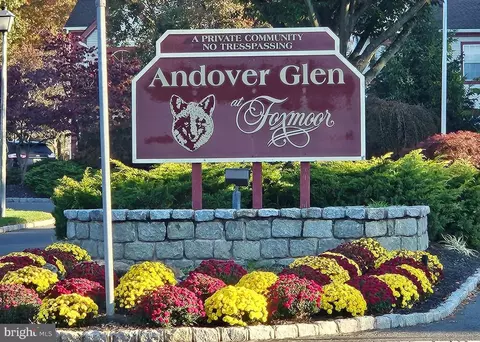 94 Andover Pl, Robbinsville, NJ 08691