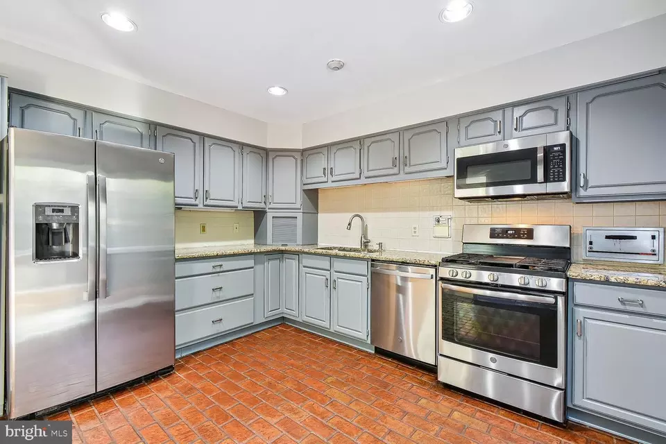  9 Astor Ct, Princeton, NJ 08540 photo 5