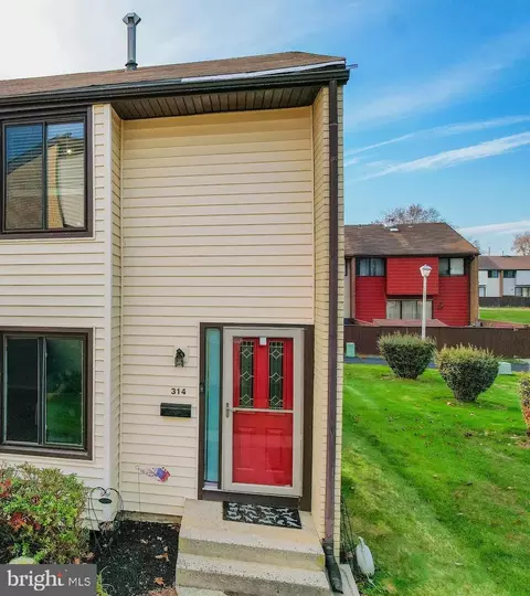 314 Bolton Rd, Hightstown, NJ 08520