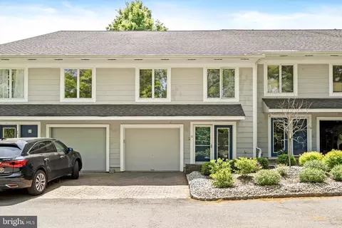 36 Mountain Ave, Princeton, NJ 08540
