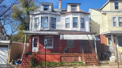 15 Exton Ave, Trenton, NJ 08618
