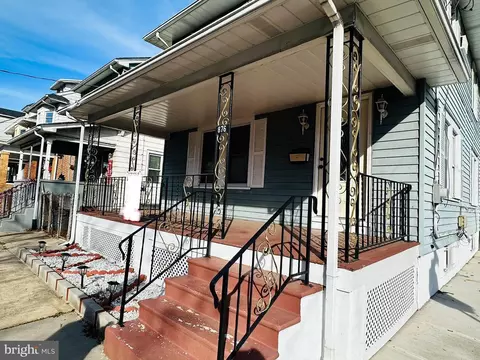 876 Revere Ave, Trenton, NJ 08629
