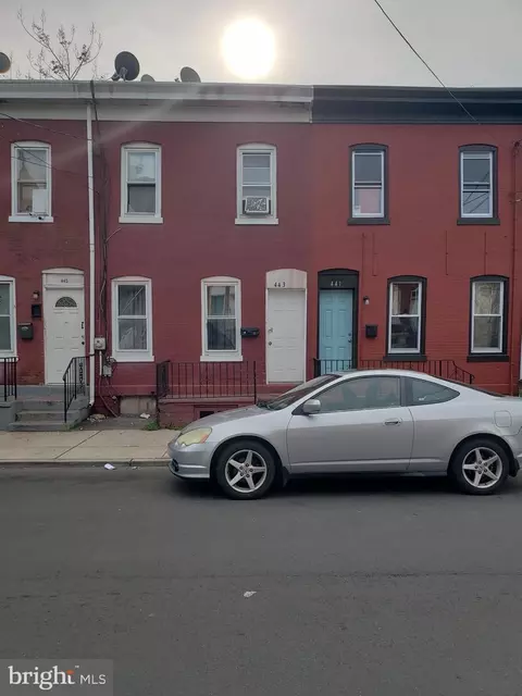 445 Whittaker Ave, Trenton, NJ 08611