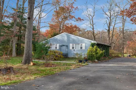 160 South Ln, Princeton Junction, NJ 08550