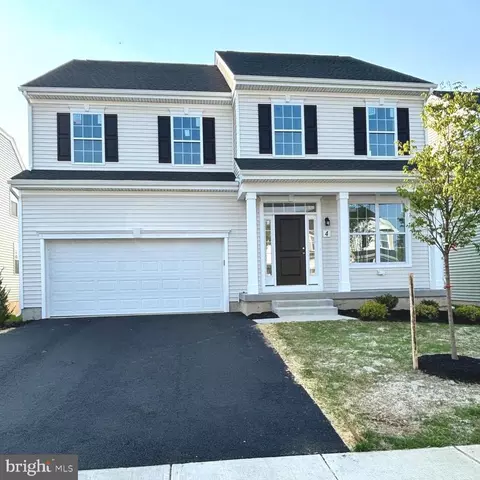 4 Misty Meadow Ln, Hamilton, NJ 08619