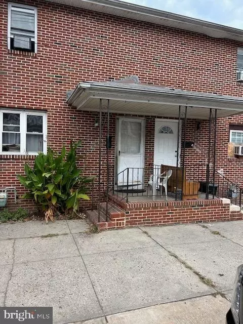 152 Locust St, Trenton, NJ 08609