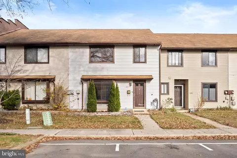 637 Edison Dr, East Windsor, NJ 08520