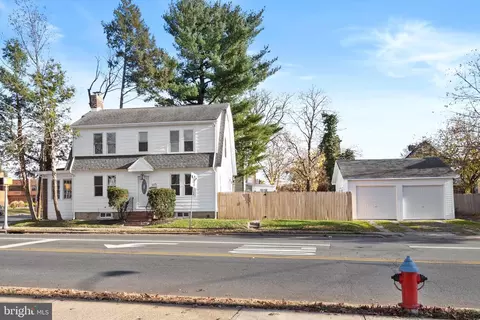 465 Parkway Ave, Trenton, NJ 08618