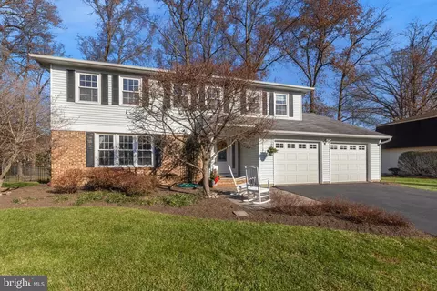 7 Pembroke Ct, Lawrence, NJ 08648