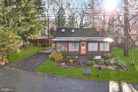 19 Montague Ave, Ewing, NJ 08628