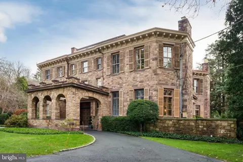 68 Lovers Ln #6, Princeton, NJ 08540